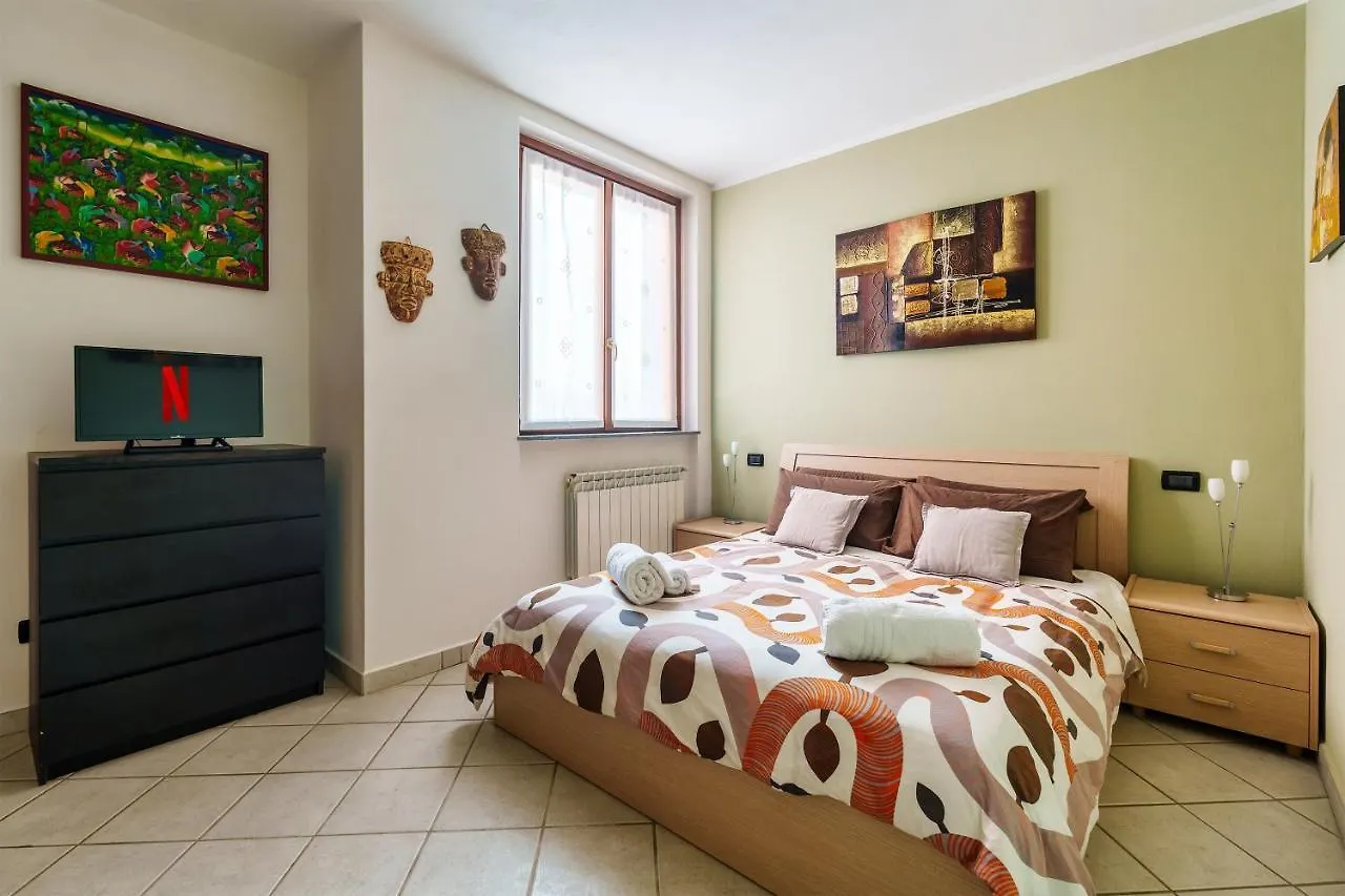 Central Lakes Golf & Private Garden Travedona Italien